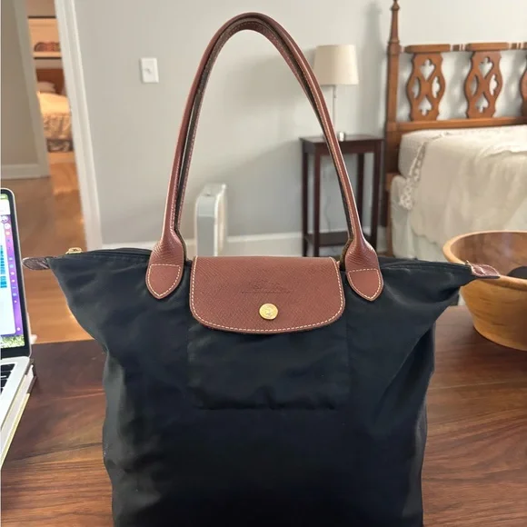 Longchamp Le Pliage Medium Black Tote with Brown Accents - Picture 5 of 5